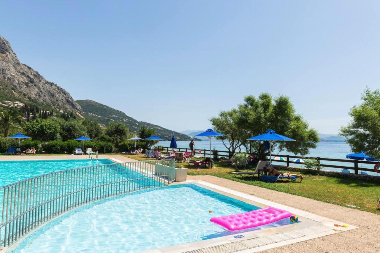 Pebbles And Sea At Barbati With Shared Pool Exterior foto